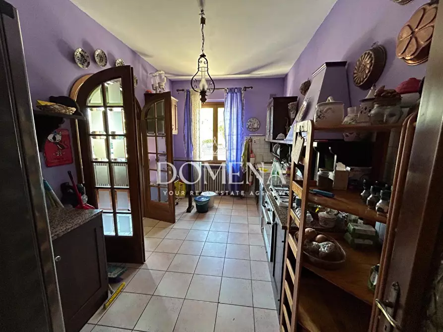 Immagine 9 di Appartamento in vendita  a Siena