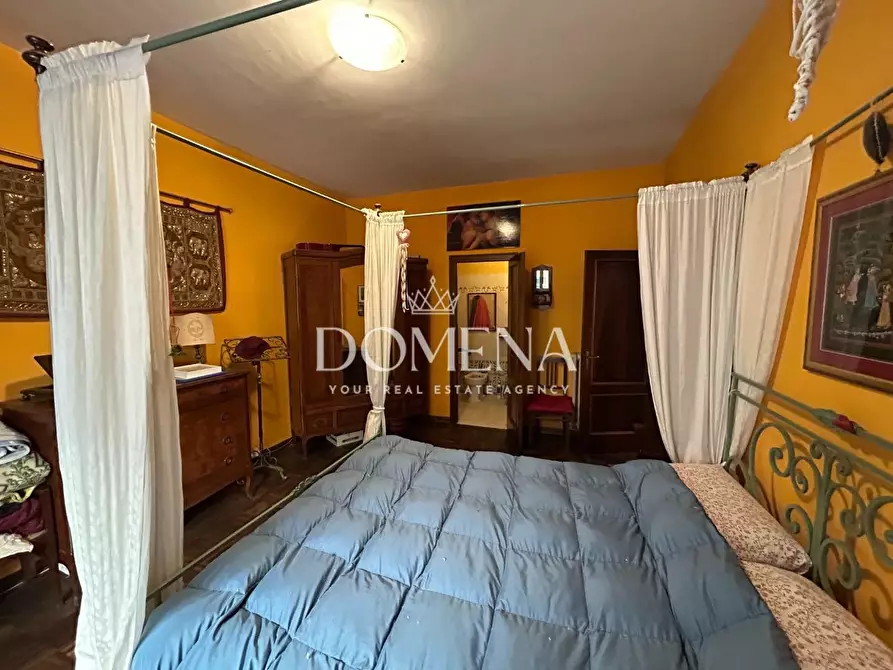 Immagine 15 di Appartamento in vendita  a Siena