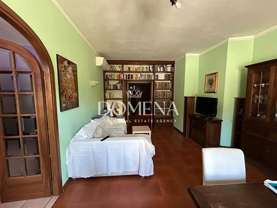 Immagine 4 di Appartamento in vendita  a Siena