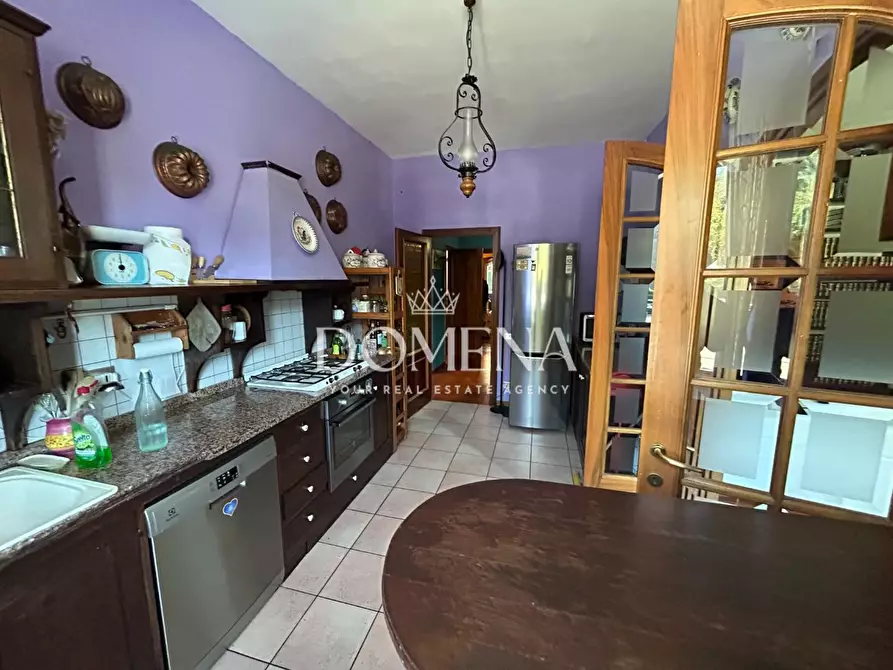 Immagine 10 di Appartamento in vendita  a Siena