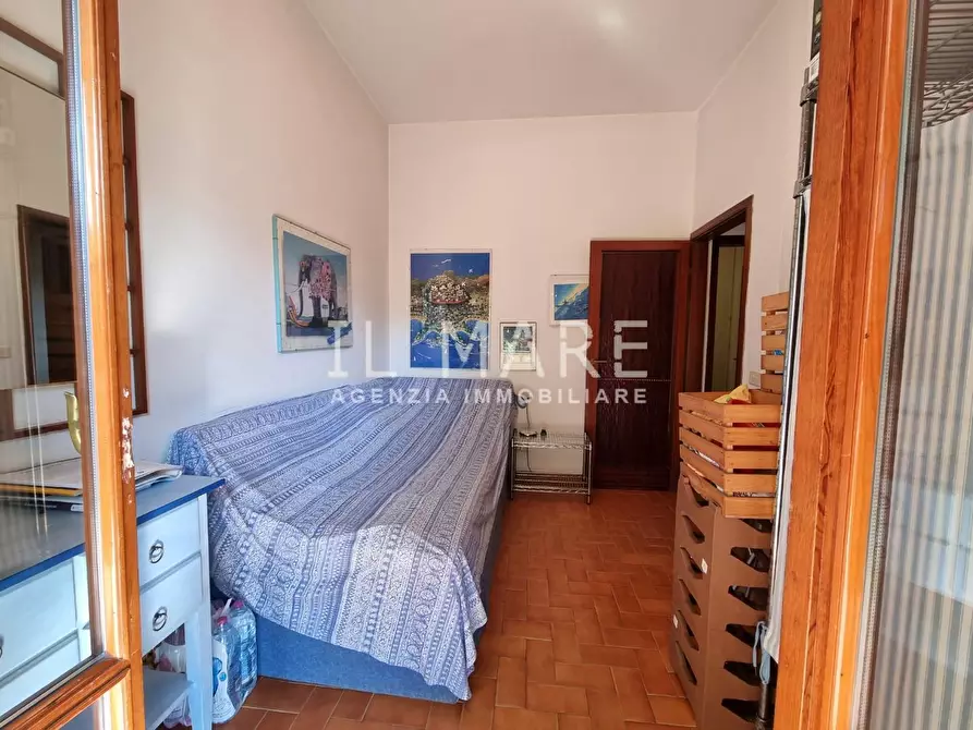 Immagine 9 di Appartamento in vendita  a Massa