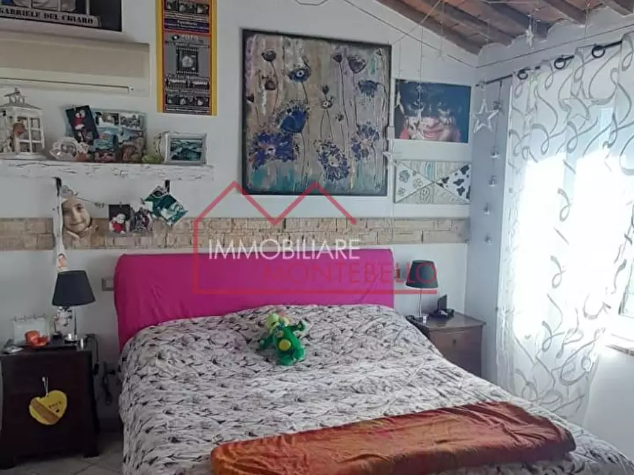 Immagine 7 di Porzione di casa in vendita  a Massarosa