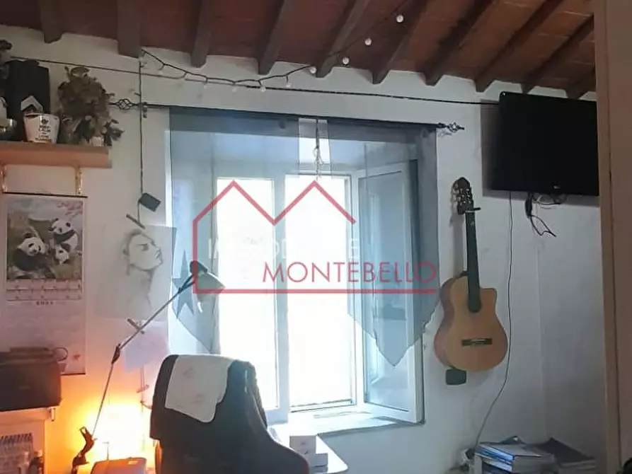 Immagine 6 di Porzione di casa in vendita  a Massarosa