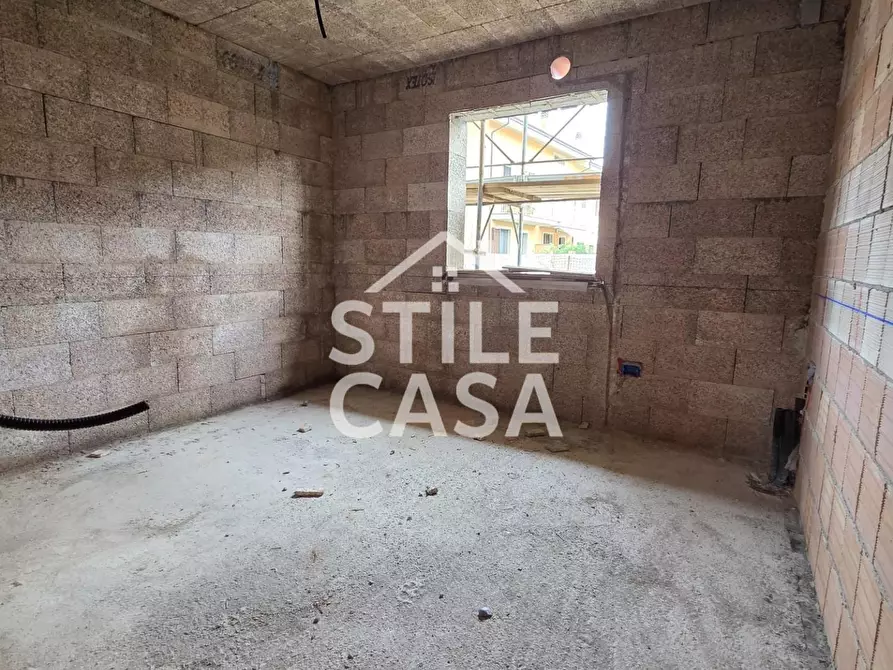 Immagine 12 di Mansarda in vendita  a Pescia