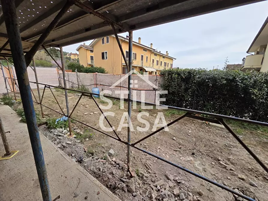 Immagine 7 di Mansarda in vendita  a Pescia