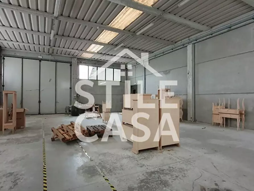 Immagine 13 di Attività artigianale in vendita  a Porcari