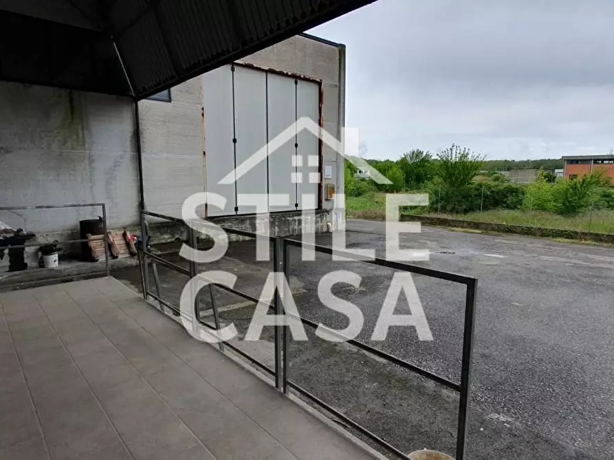 Immagine 10 di Attività artigianale in vendita  a Porcari