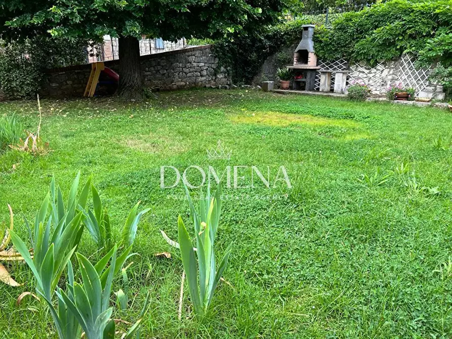 Immagine 15 di Appartamento in vendita  a Siena