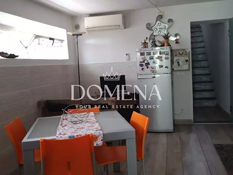 Immagine 12 di Appartamento in vendita  a Siena