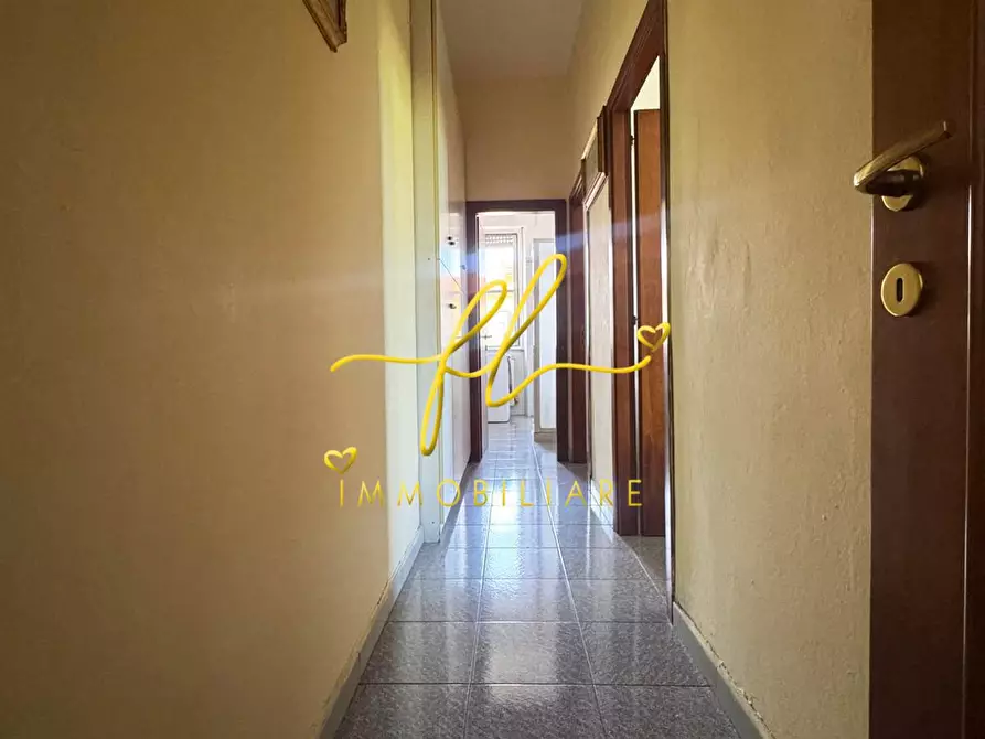 Immagine 11 di Appartamento in vendita  a Livorno