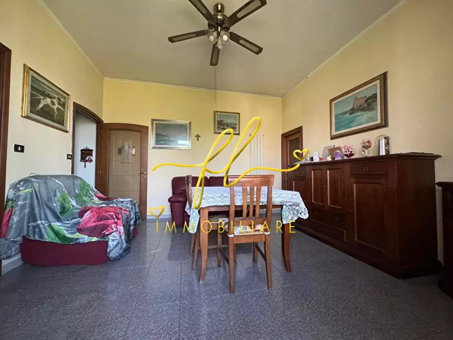 Immagine 3 di Appartamento in vendita  a Livorno