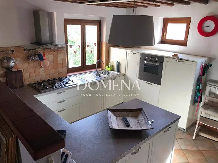 Immagine 4 di Villetta a schiera in vendita  a Gaiole In Chianti