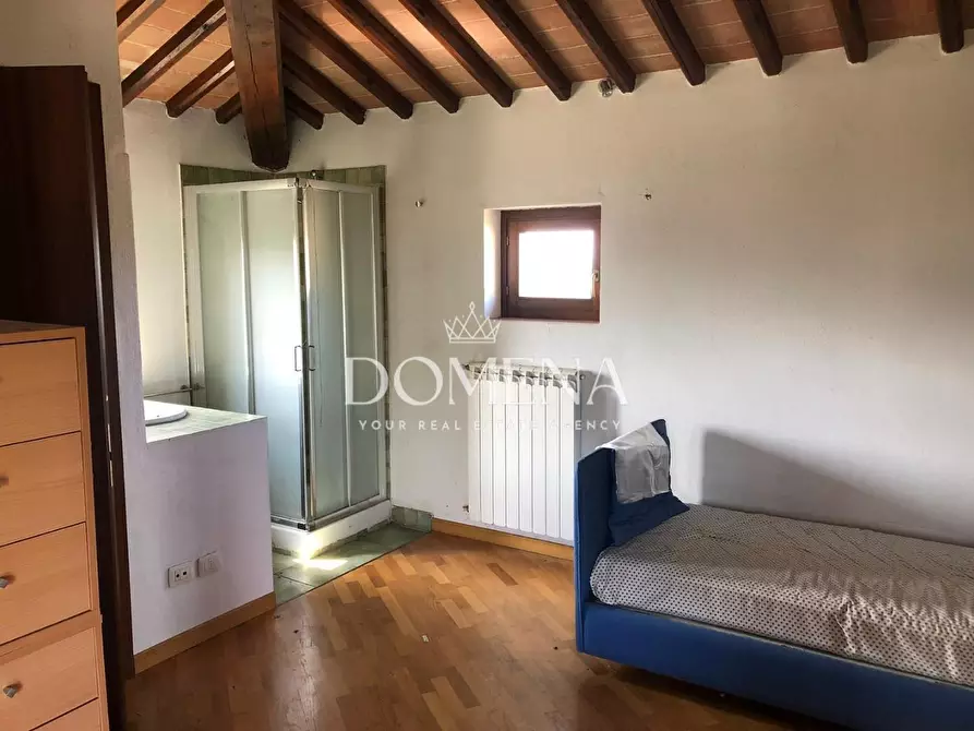 Immagine 6 di Villetta a schiera in vendita  a Gaiole In Chianti