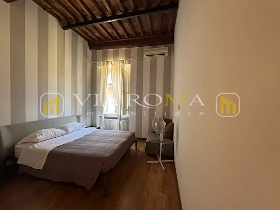 Immagine 9 di Appartamento in vendita  a Lucca
