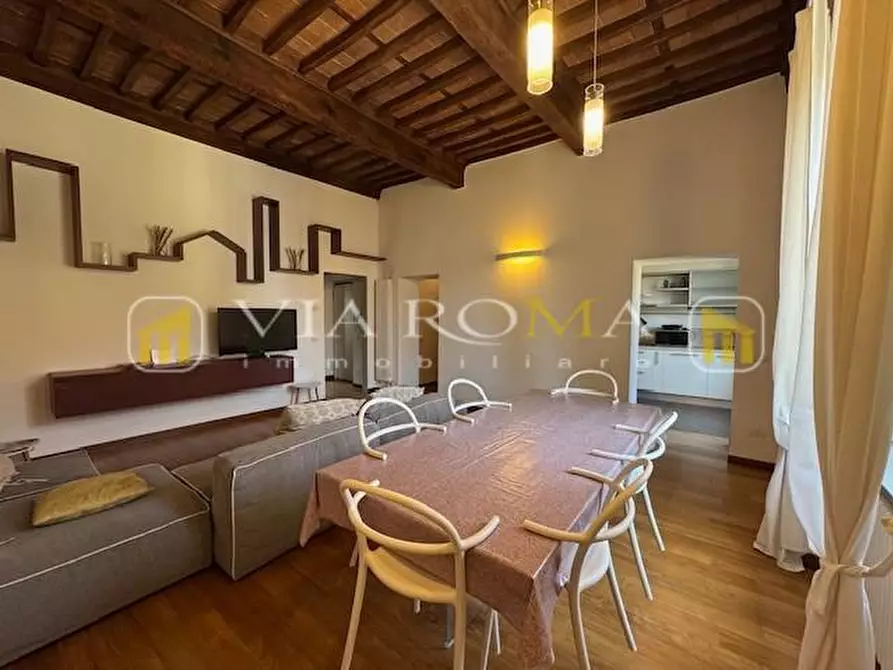 Immagine 4 di Appartamento in vendita  a Lucca