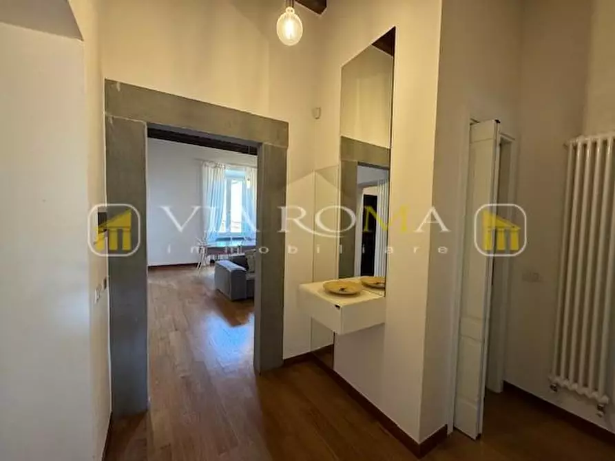 Immagine 12 di Appartamento in vendita  a Lucca