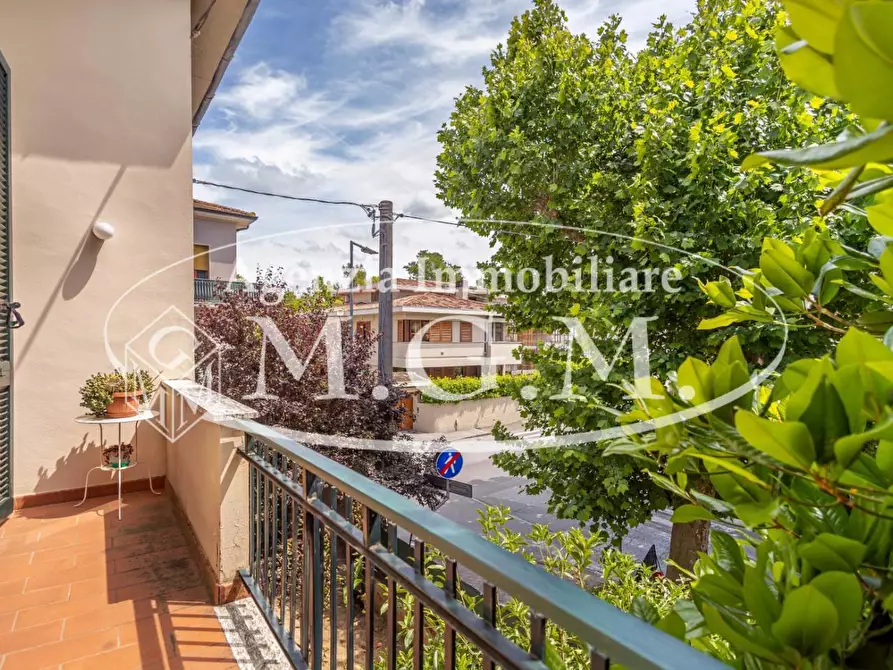 Immagine 15 di Appartamento in vendita  a Pontedera