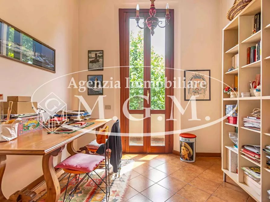 Immagine 11 di Appartamento in vendita  a Pontedera