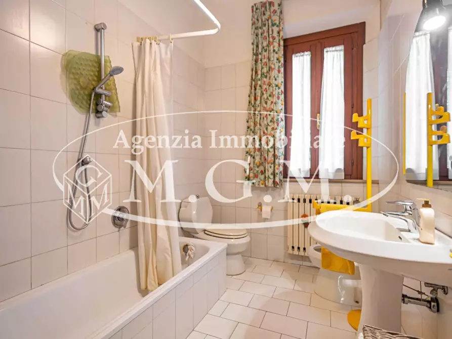 Immagine 22 di Appartamento in vendita  a Pontedera