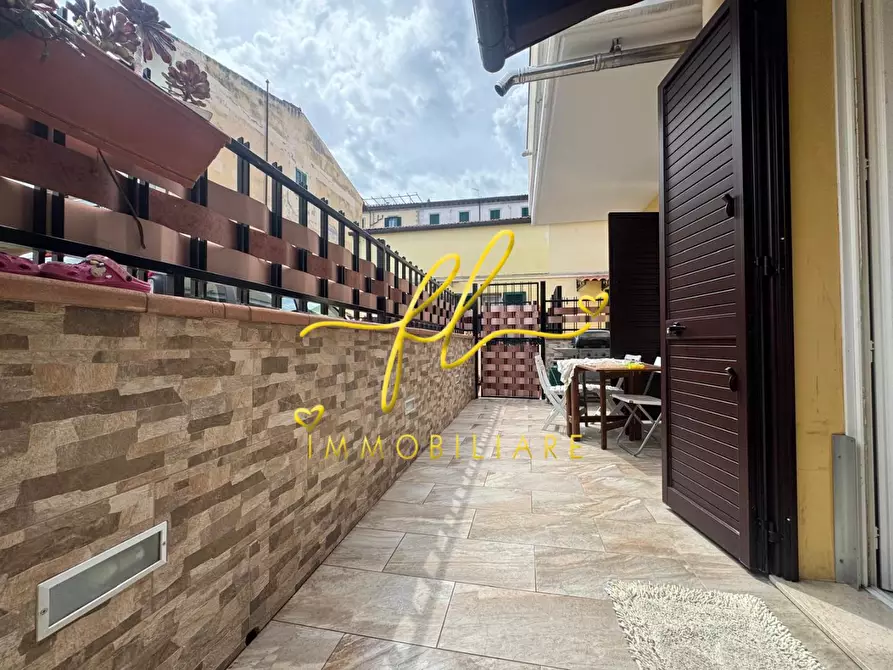 Immagine 34 di Terratetto in vendita  a Livorno