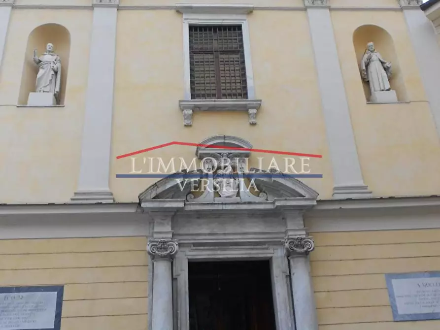 Immagine 15 di Appartamento in vendita  a Carrara