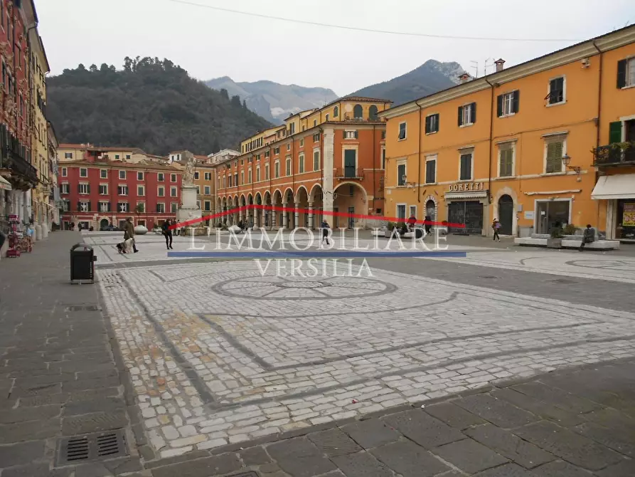 Immagine 13 di Appartamento in vendita  a Carrara