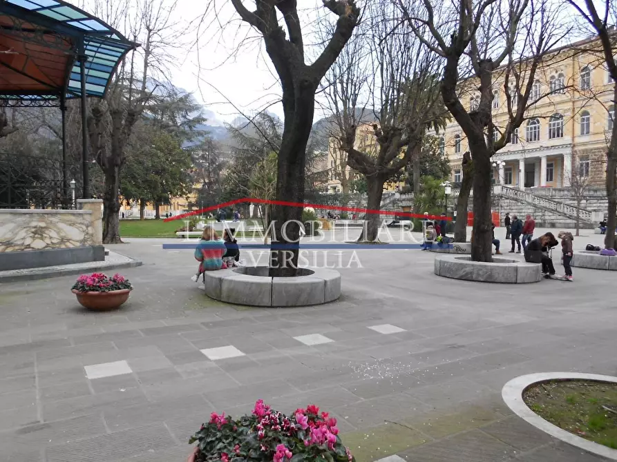 Immagine 19 di Appartamento in vendita  a Carrara