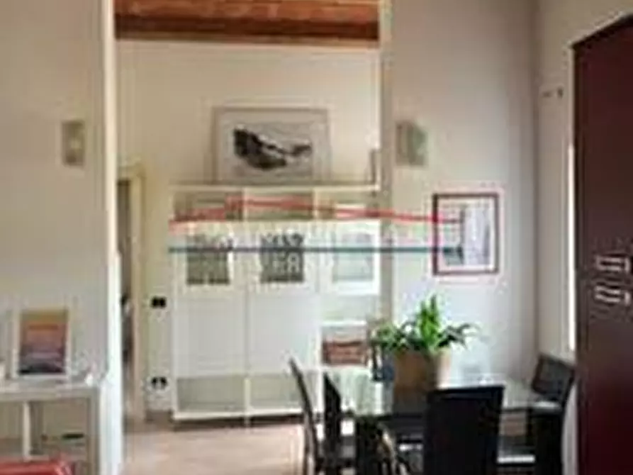 Immagine 4 di Appartamento in vendita  a Carrara