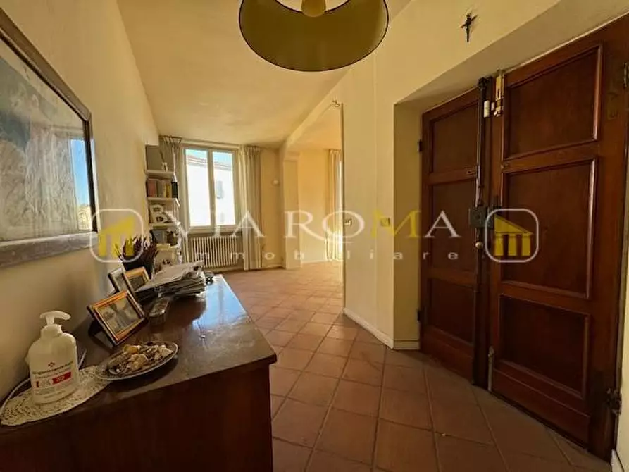 Immagine 26 di Appartamento in vendita  a Lucca