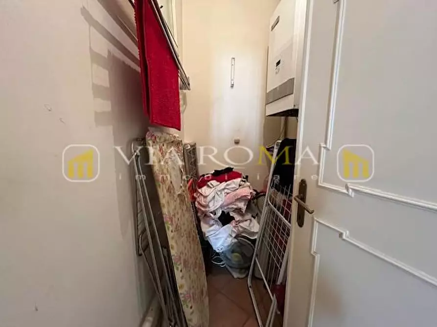 Immagine 16 di Appartamento in vendita  a Lucca