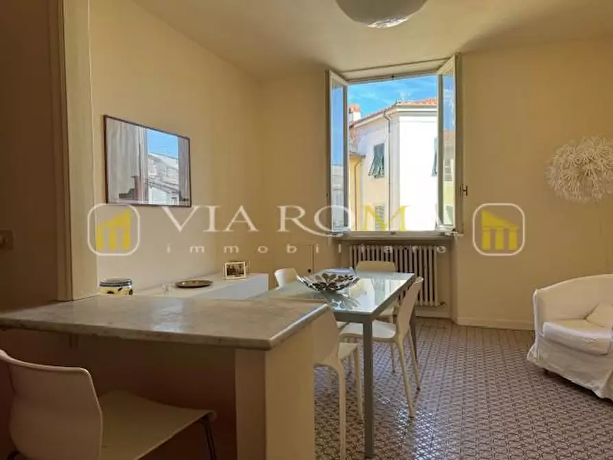 Immagine 33 di Appartamento in vendita  a Lucca