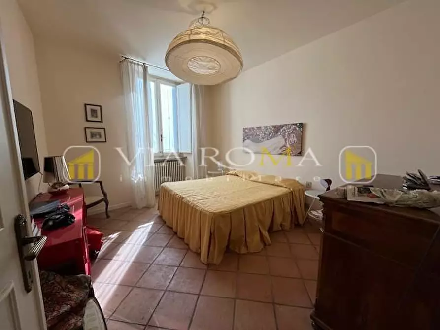 Immagine 11 di Appartamento in vendita  a Lucca