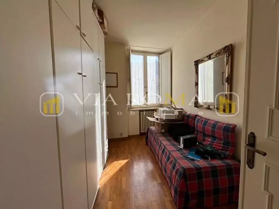 Immagine 12 di Appartamento in vendita  a Lucca