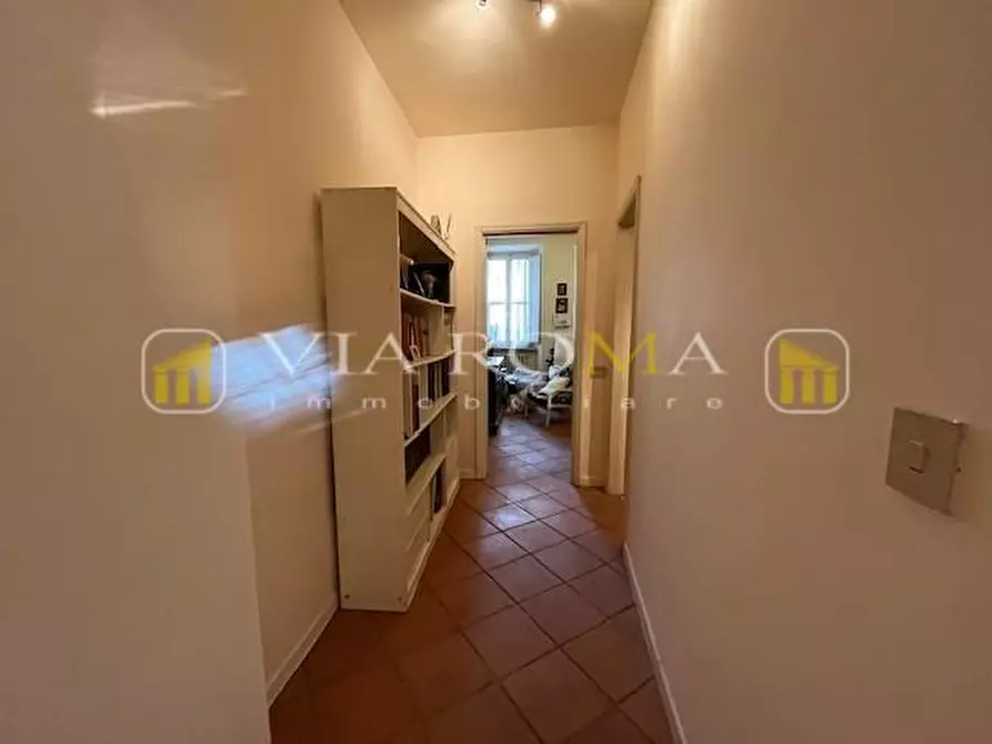 Immagine 10 di Appartamento in vendita  a Lucca