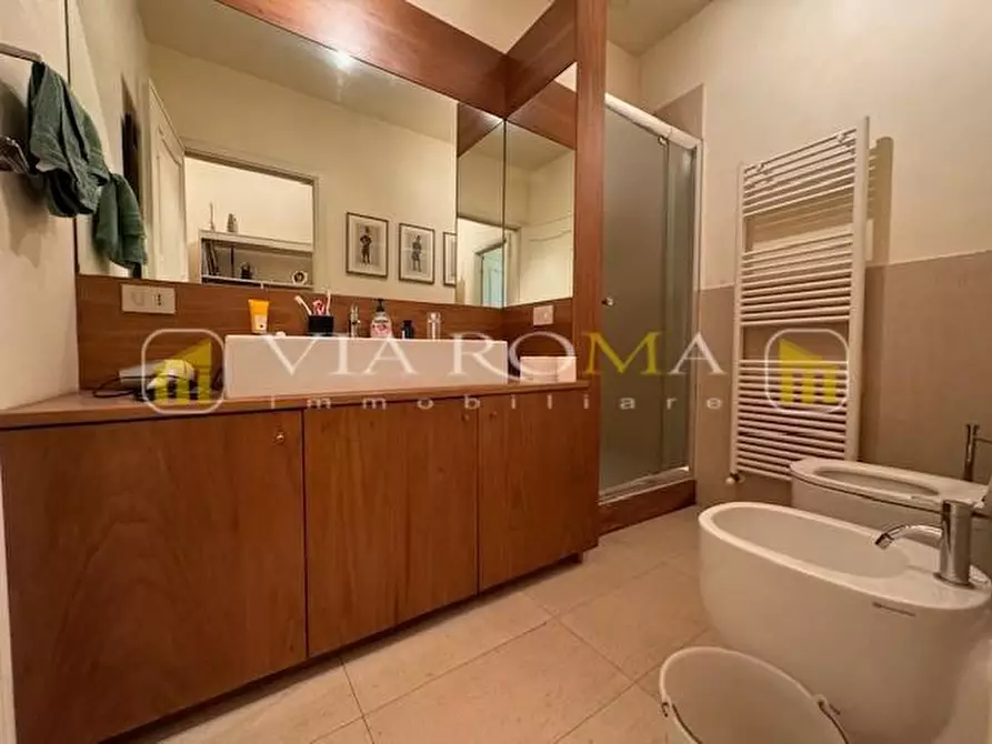 Immagine 43 di Appartamento in vendita  a Lucca