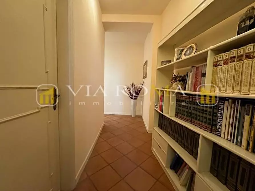 Immagine 44 di Appartamento in vendita  a Lucca