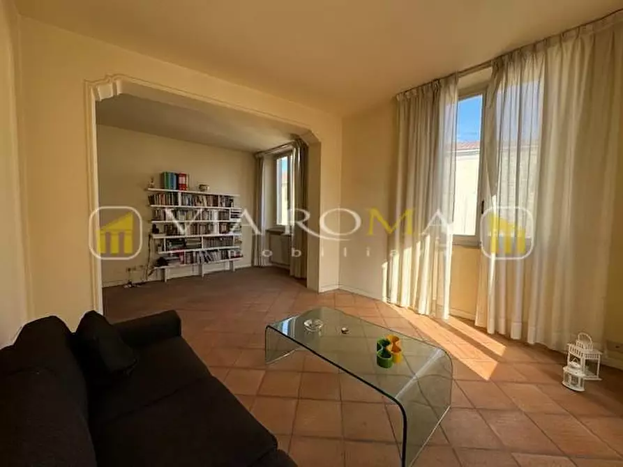 Immagine 1 di Appartamento in vendita  a Lucca