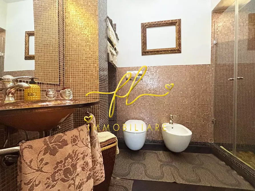 Immagine 40 di Casa bifamiliare in vendita  a Cecina