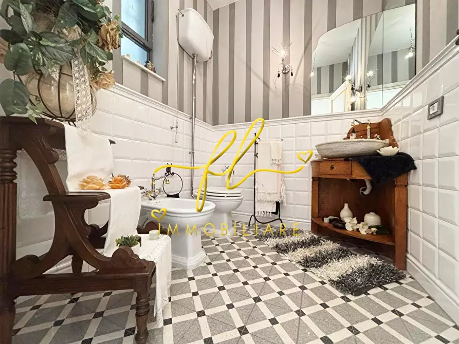 Immagine 37 di Casa bifamiliare in vendita  a Cecina