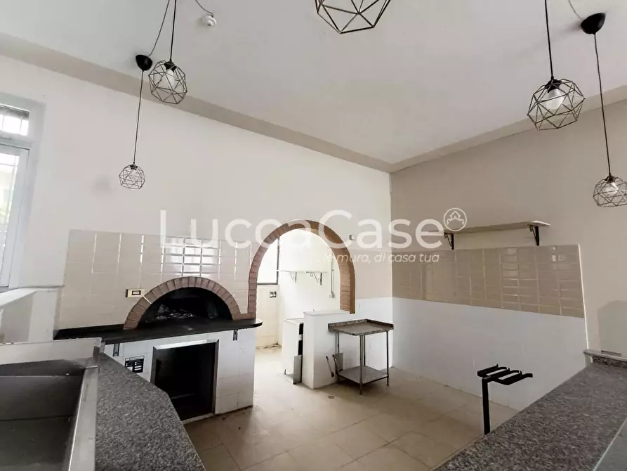 Immagine 11 di Locale commerciale in affitto  a Montecarlo