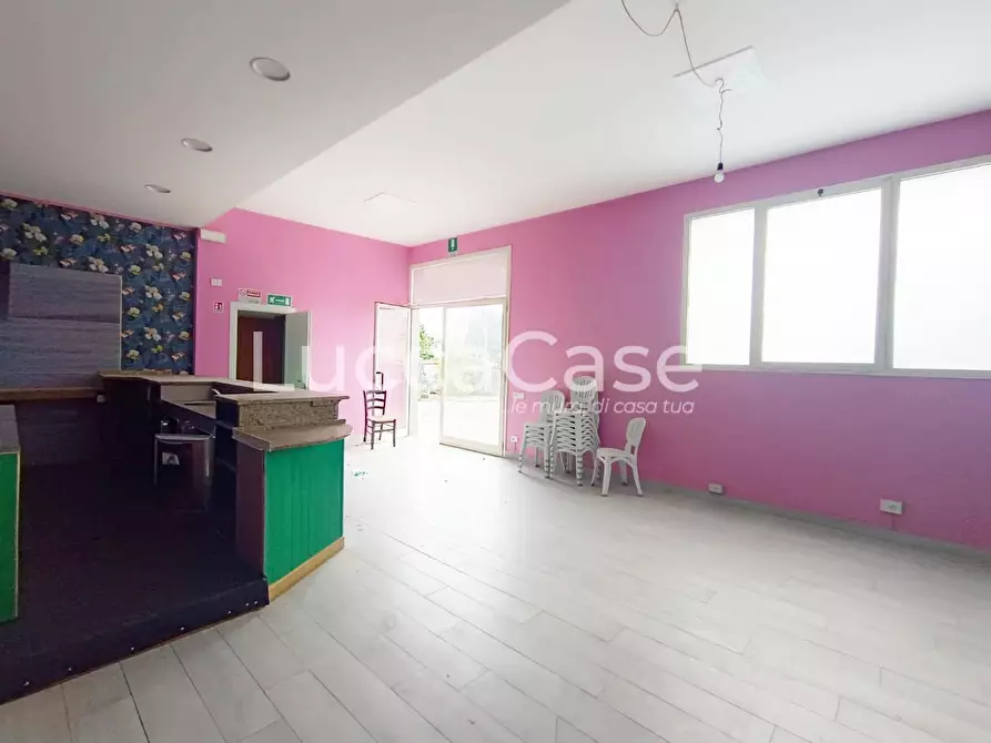 Immagine 2 di Locale commerciale in affitto  a Montecarlo