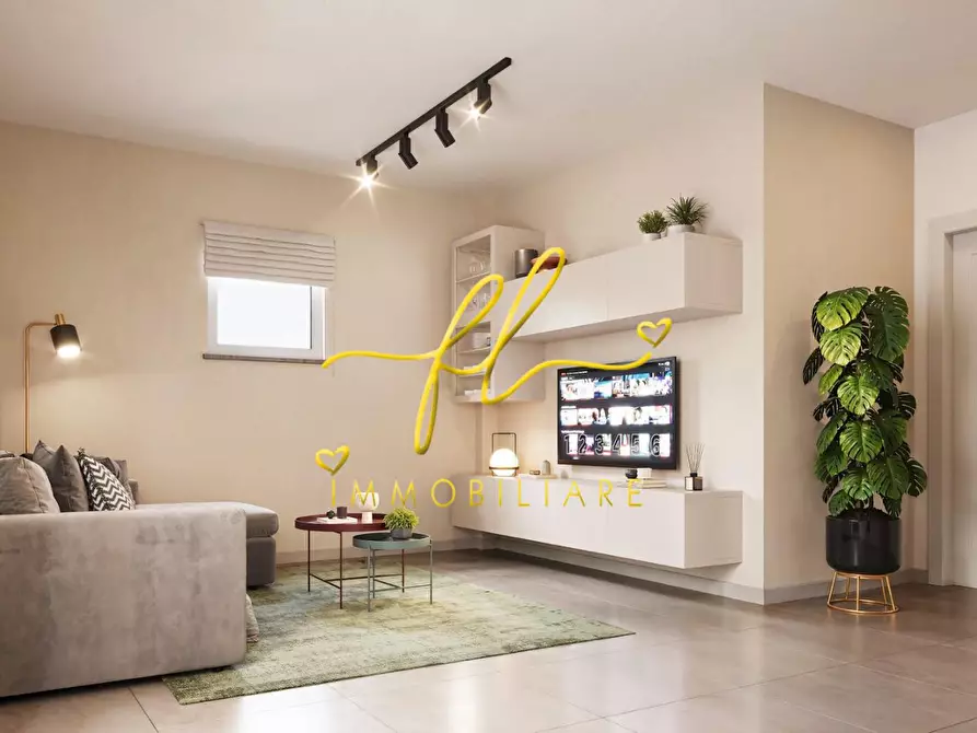 Immagine 2 di Appartamento in vendita  a Cecina