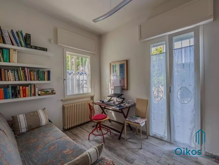 Immagine 10 di Villa in vendita  a Forte Dei Marmi