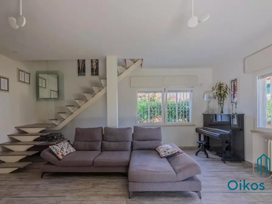 Immagine 24 di Villa in vendita  a Forte Dei Marmi