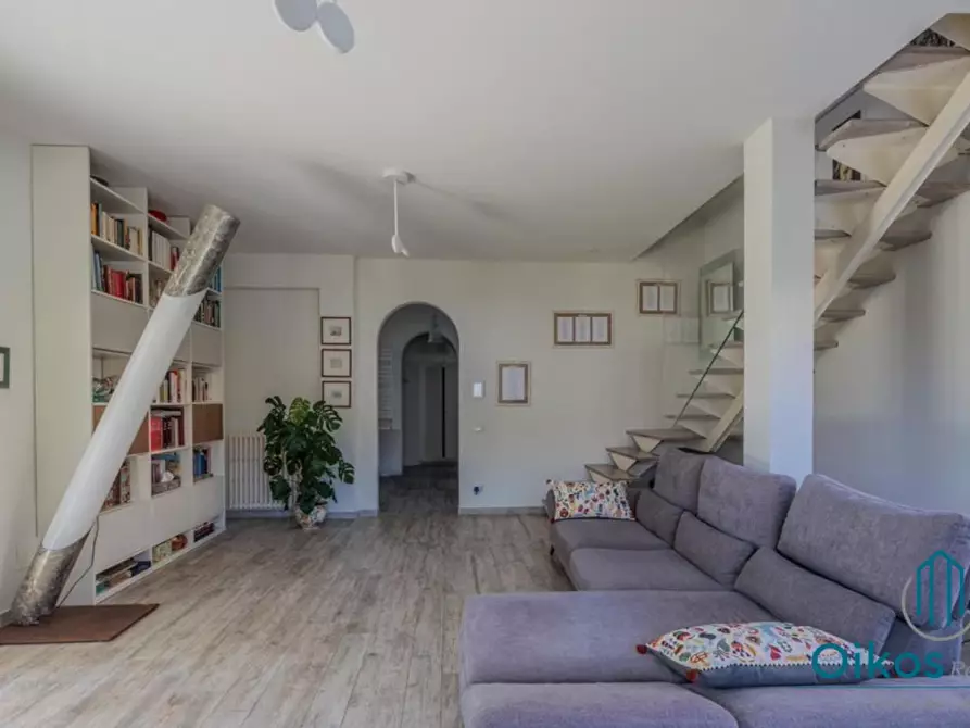 Immagine 23 di Villa in vendita  a Forte Dei Marmi