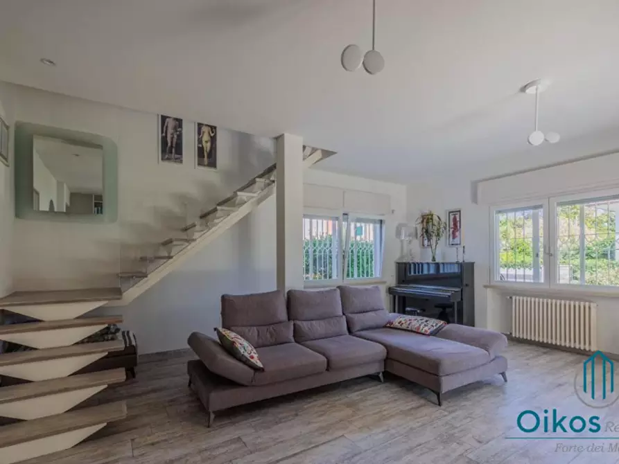 Immagine 22 di Villa in vendita  a Forte Dei Marmi