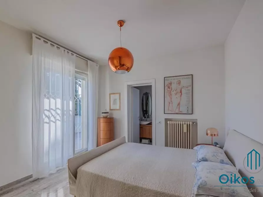 Immagine 14 di Villa in vendita  a Forte Dei Marmi