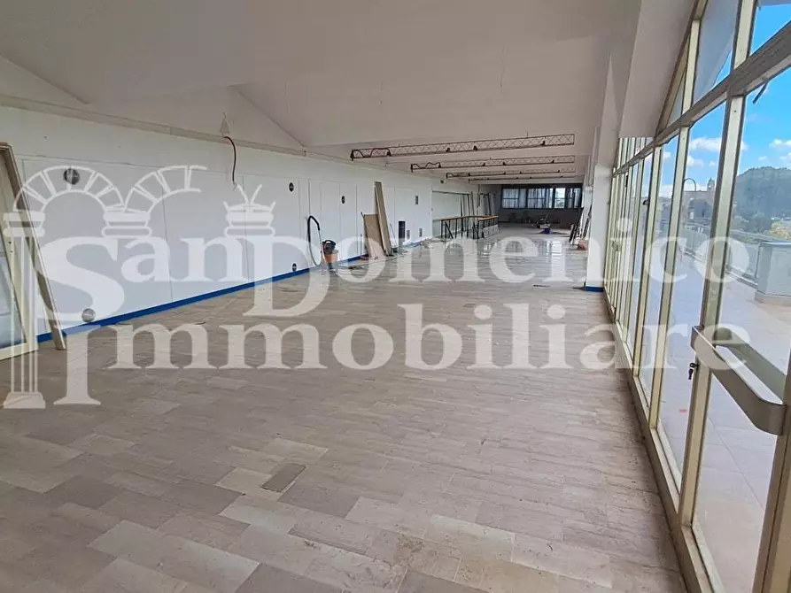 Immagine 4 di Locale commerciale in affitto  a Cascina