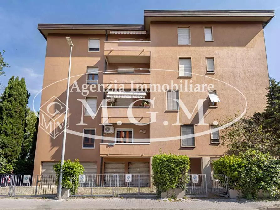 Immagine 52 di Mansarda in vendita  a Pontedera