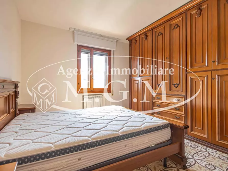 Immagine 41 di Mansarda in vendita  a Pontedera